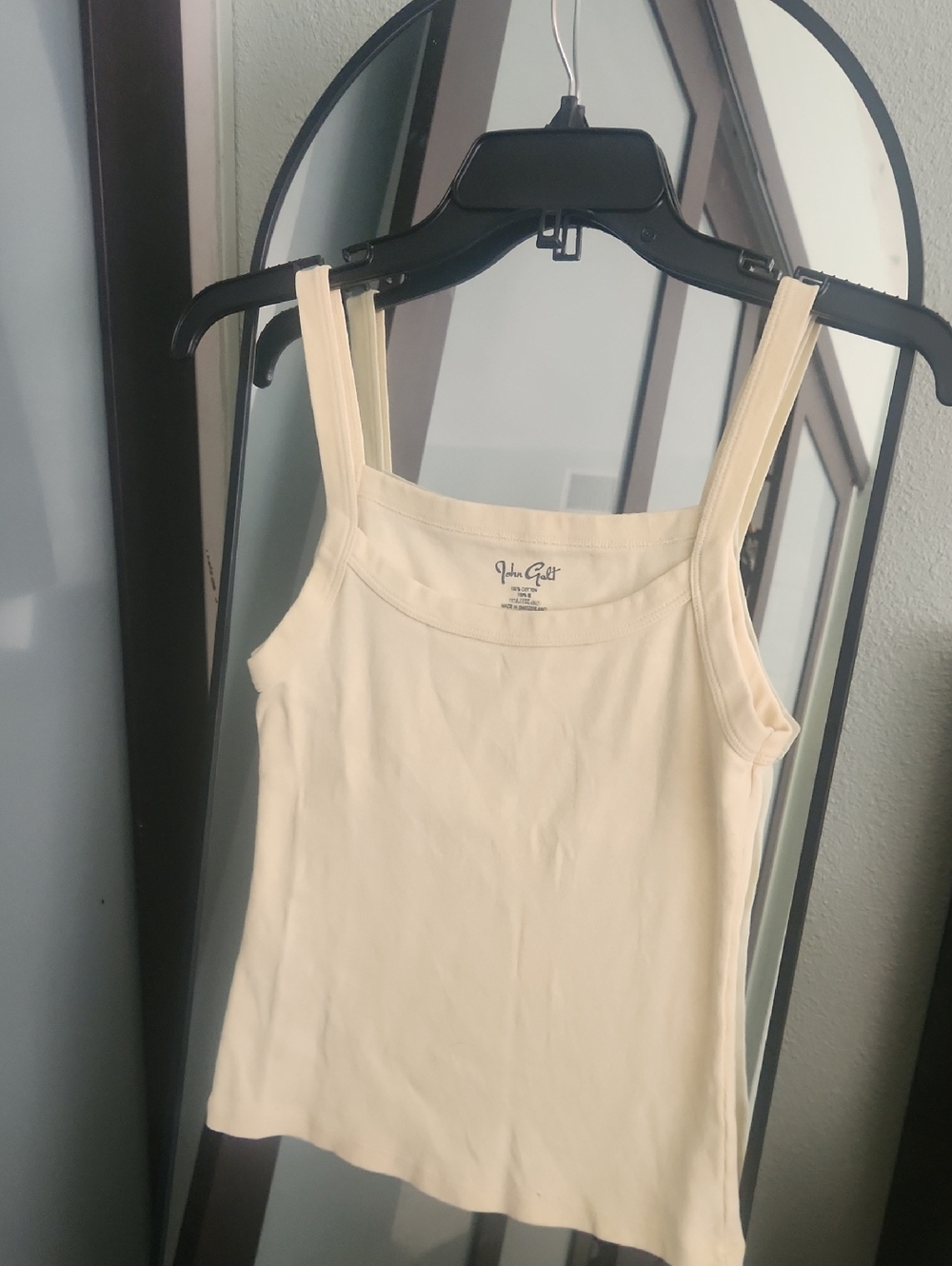 Brandy Melville/ John Galt Pale Cream/yellow Tank
